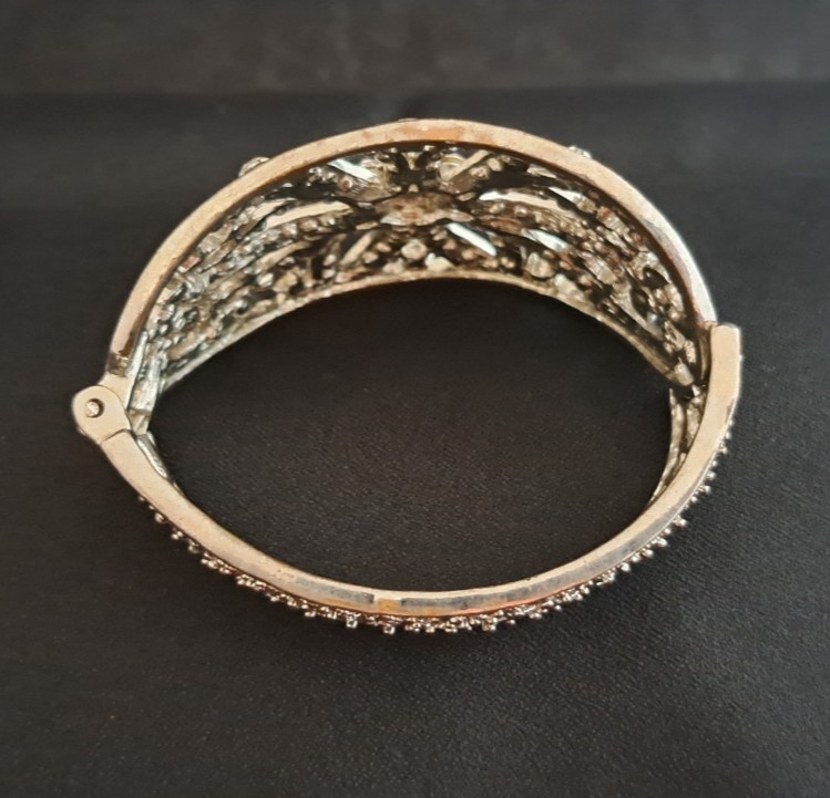 Chunky Open Work Clear Rhinestone Silver Tone Ornate Hinged Bangle Bracelet
