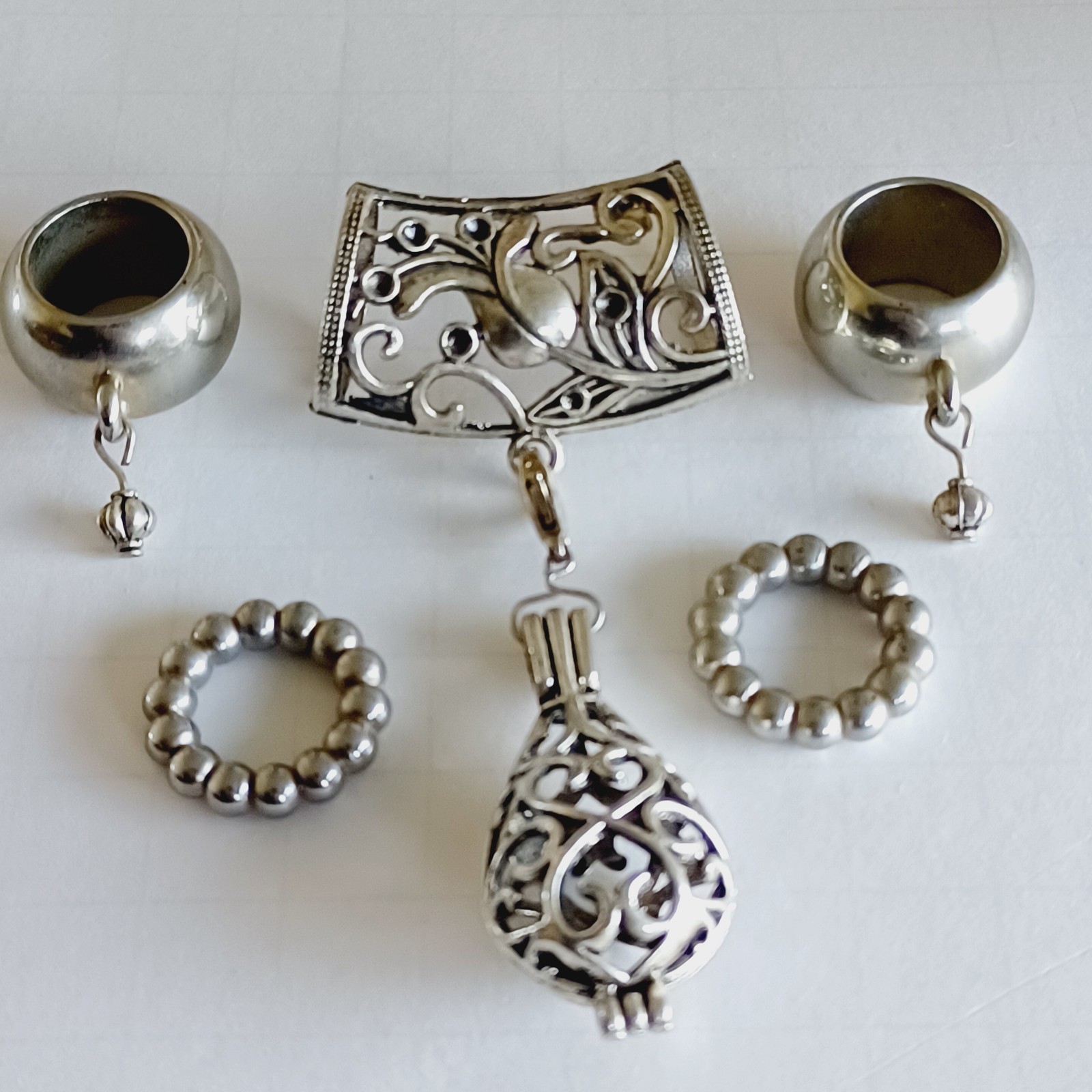 Silver Tone Floral Rings Scarf Bail Ring