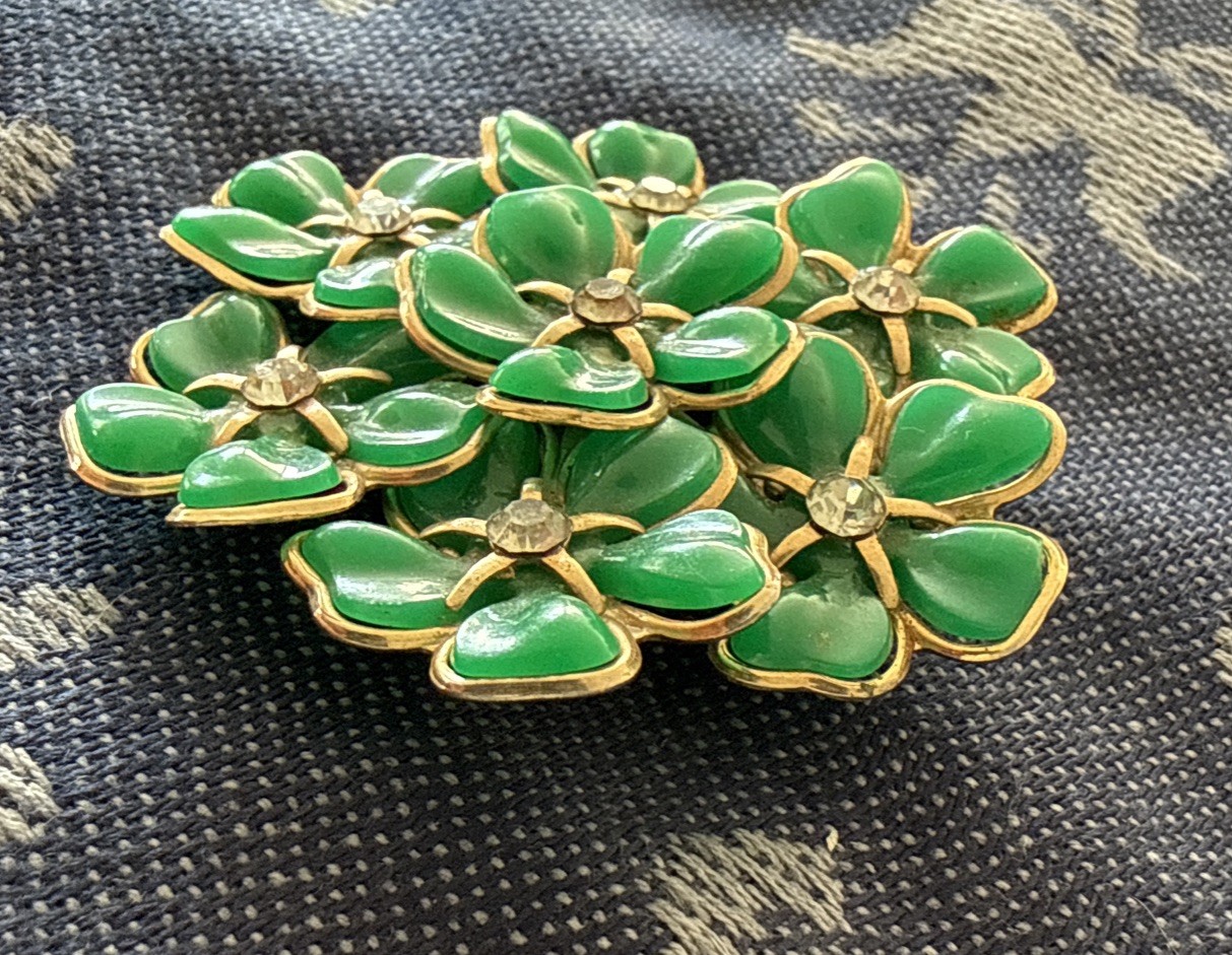 Rare Vintage Green Floral Cluster Brooch Pin W/rhinestone Accents Unsigned