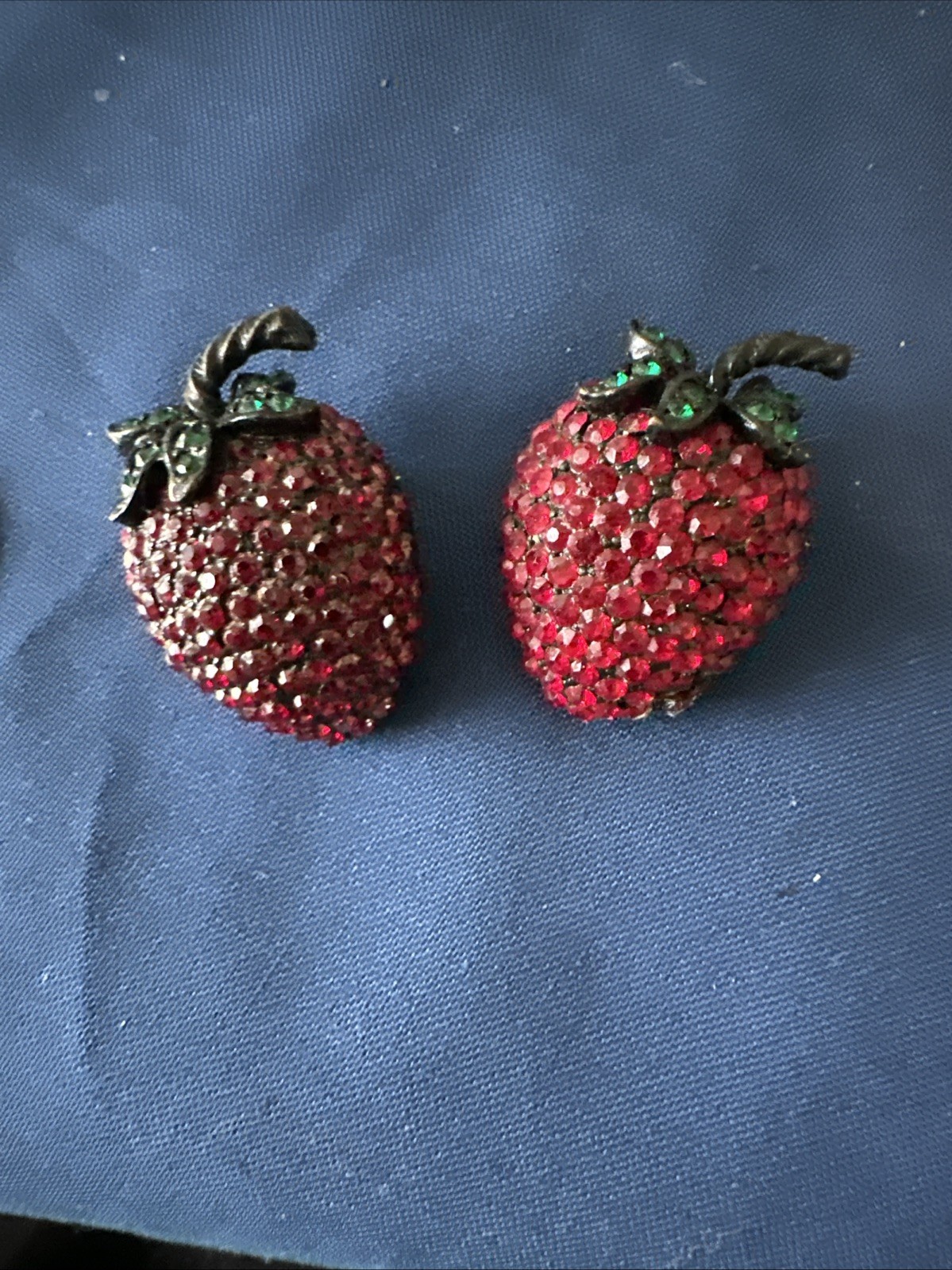Lot Of 2-Vintage WEISS Red Rhinestone Strawberry Brooch Pin 1.5” Signed