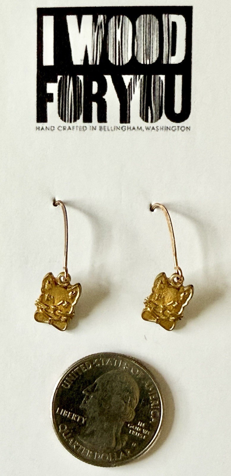 Kitschy & Whimsical Small Gold-Tone Dangling Cat/Kitty Head W/ Bow Tie Earrings