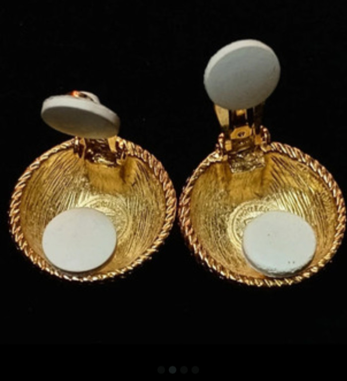 Vintage GIVENCHY Paris New York Gold Tone Rope Dome Clip On Earrings Signed
