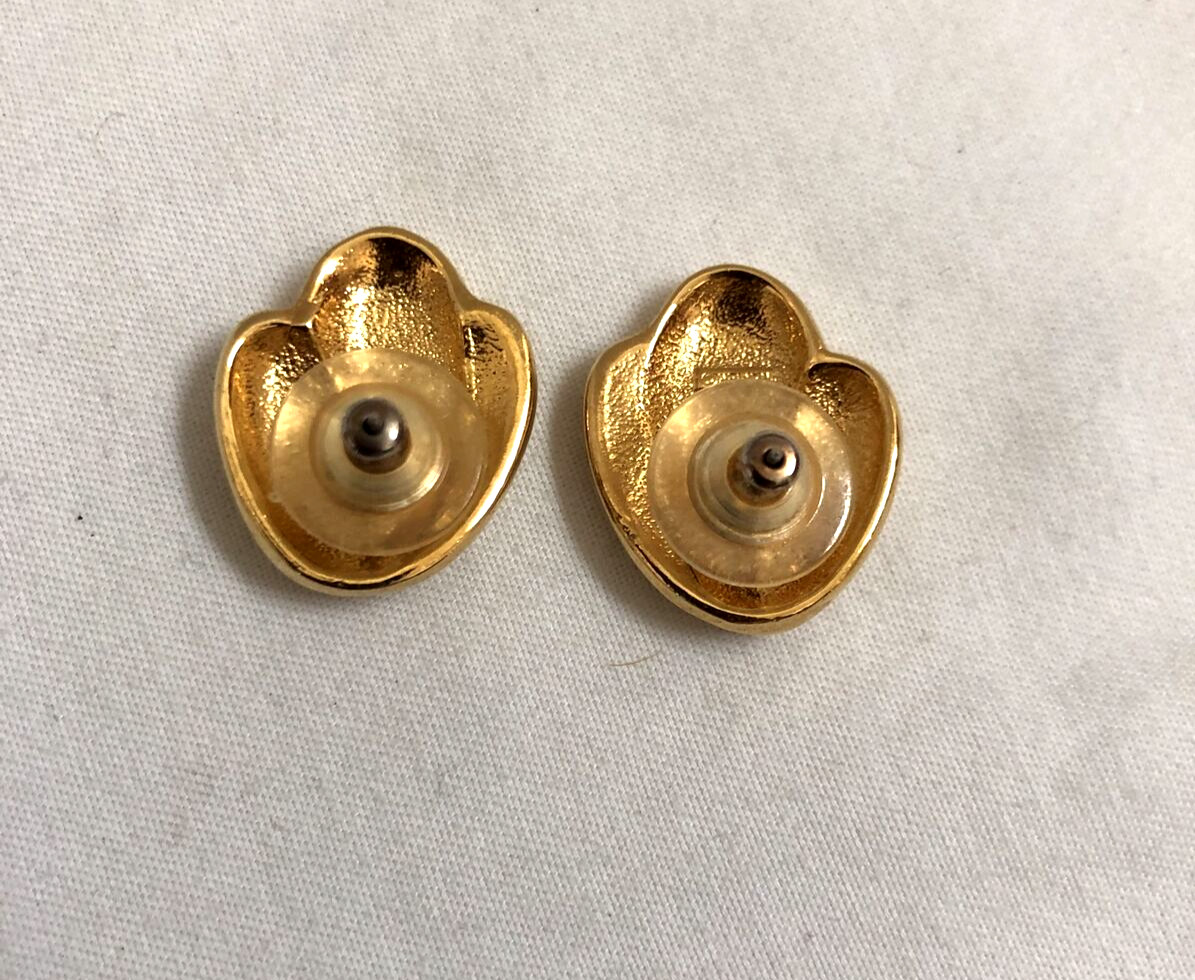 Vintage Napier Earrings Pierced Enameled Cream With Gold Leaf Petals About 1″