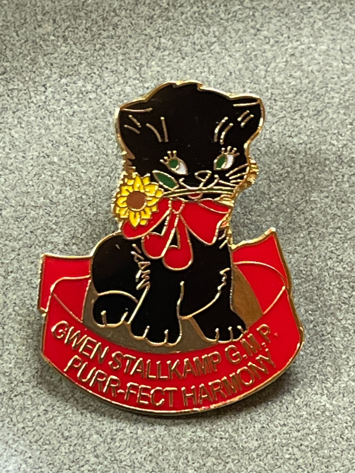 Gwen Stallkamp G.M.P. Purr-fect Harmony Cute Enamel Black Kitty Cat Goldtone Lap