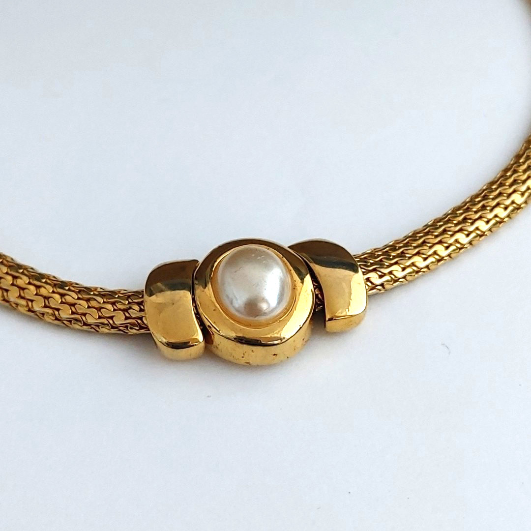 Vintage Gold Tone Faux Pearl Pendant Necklace Mesh Chain Slider 16”