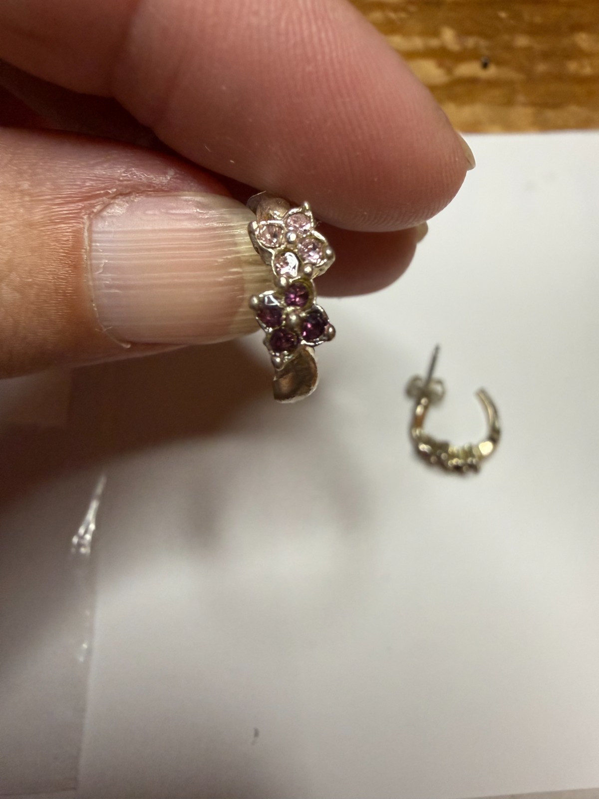 cluster floral, champagne and clear rhinestones earrings