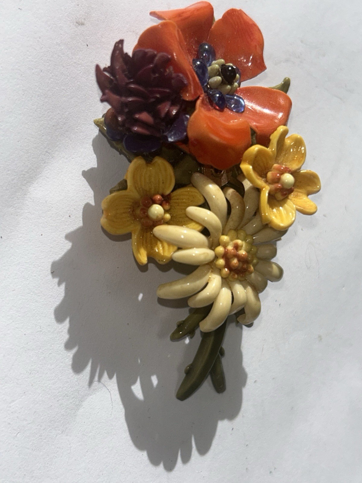 VINTAGE FLOWER FLORAL Bouquet CELLULOID BROOCH