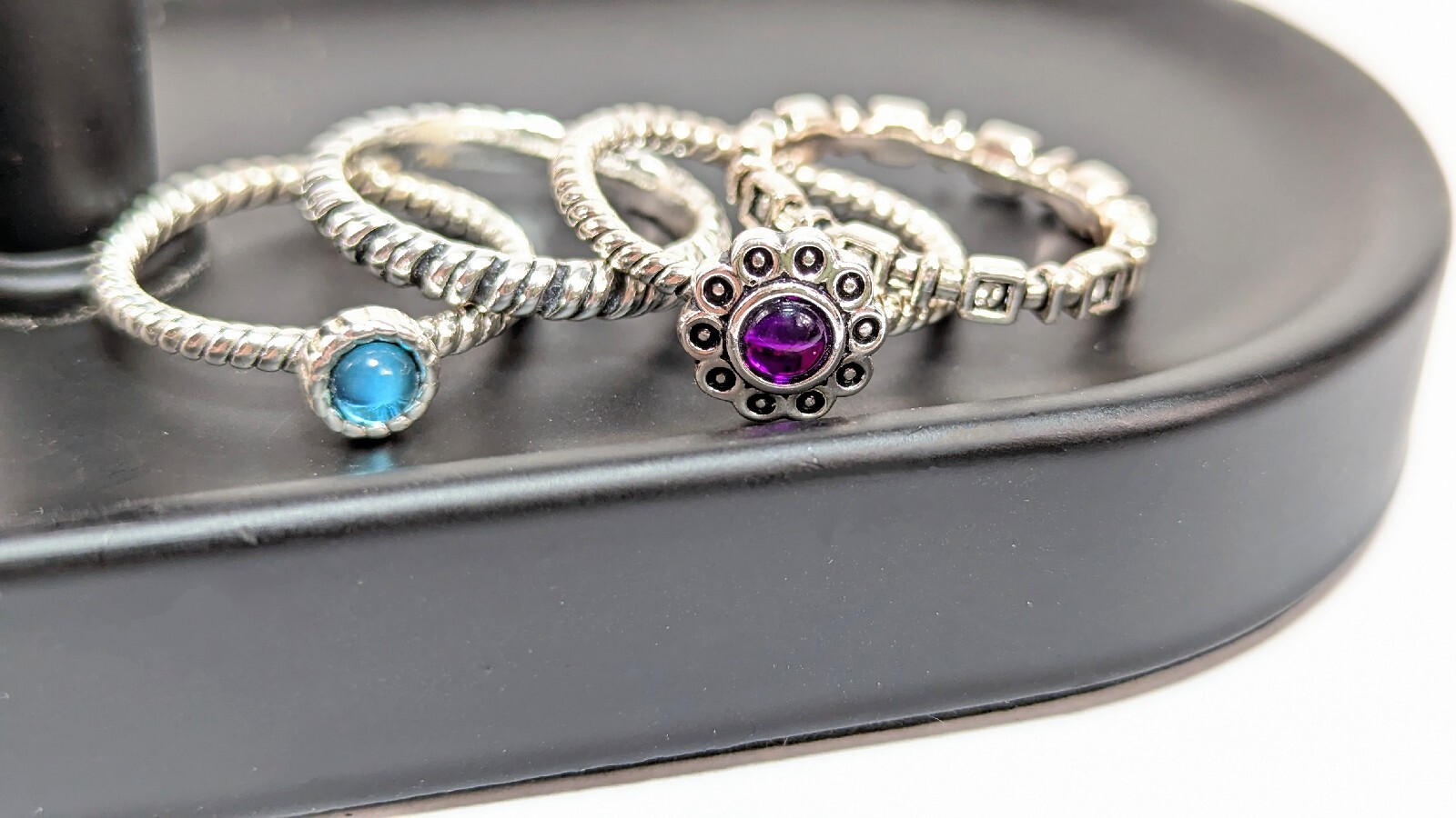 Set of 4 DIVANI Stackable Silver Tone BLUE Stone Purple Flower RINGS Size 8¼