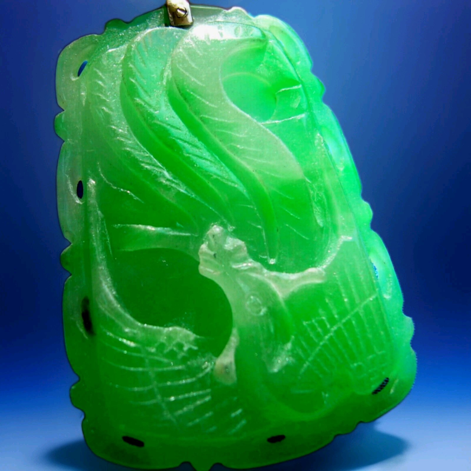 EARTH MINED Jadeite JADE Vintage Carve Dragon Pendant Green Translucent 14K GOLD