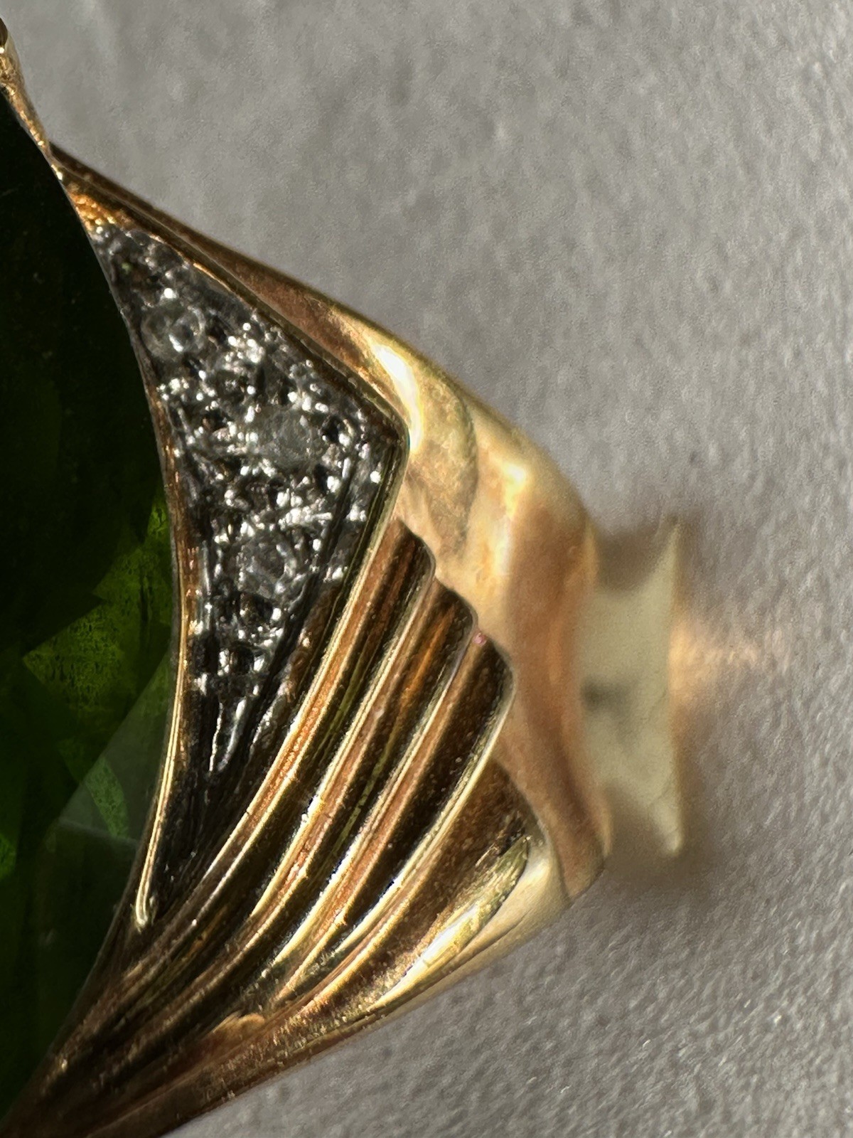 Sterling Silver Stamped 925 Gold Wash Glass Peridot CZ Vintage Cocktail Ring 7