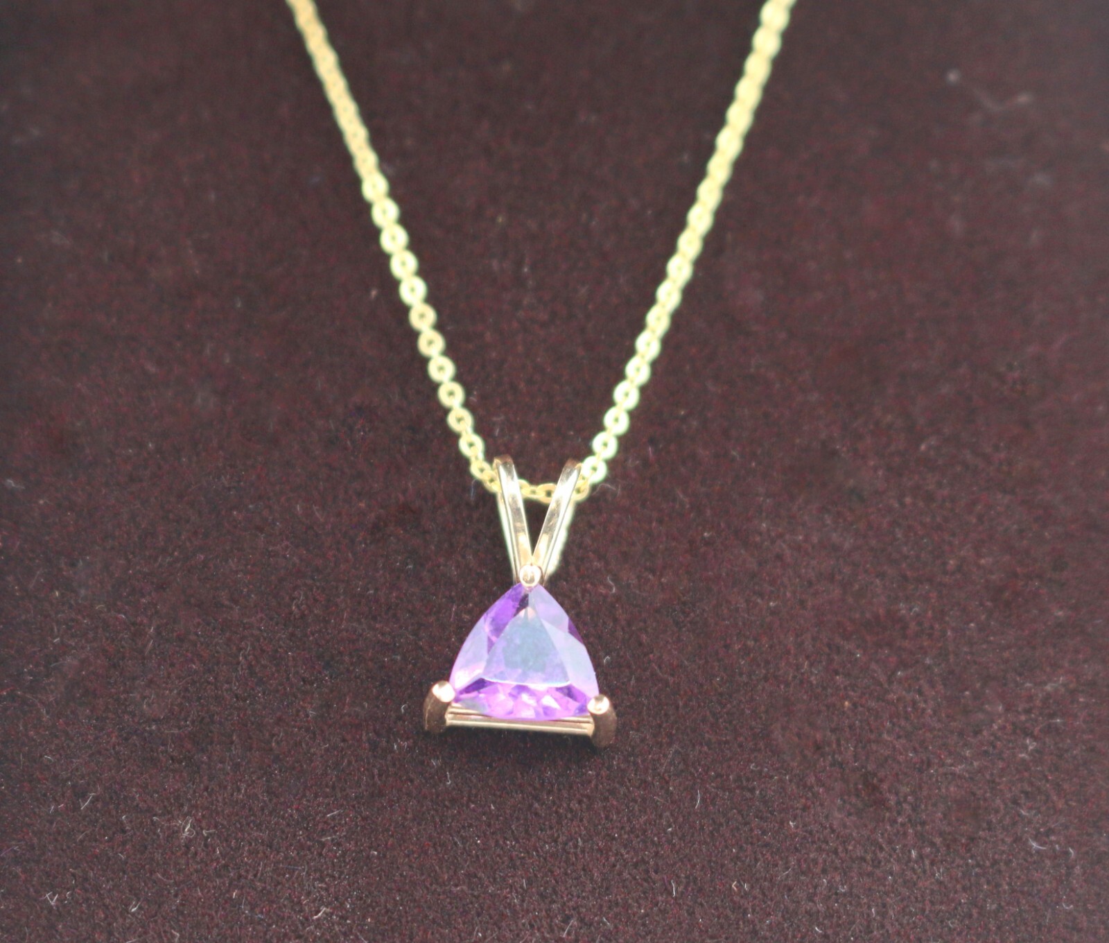 Clyde Duneier CID 14k Yellow Gold Trillion Cut Purple Amethyst Pendant Necklace