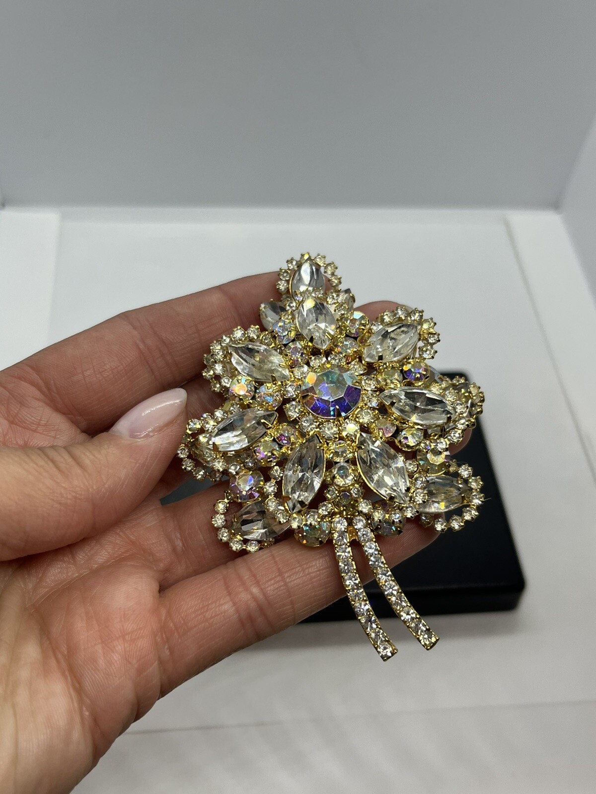 DeLizza and Elster Juliana clear & aurora borealis AB rhinestone leaf brooch pin