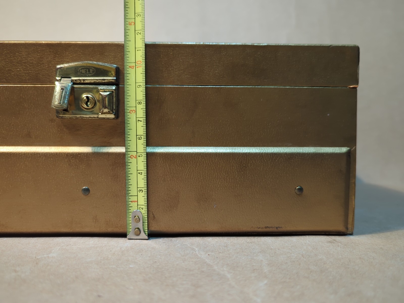 Vintage Mele Retro Gold Case Full Costume Jewelry