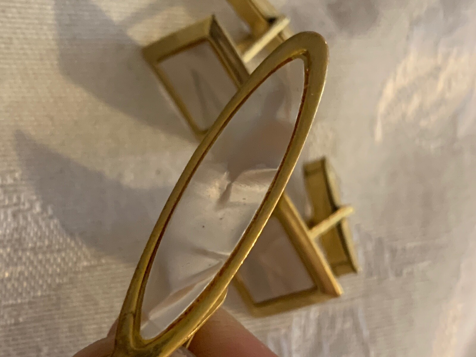 CUFF LINKS CLIP TIE CLIP GOLD COLOR W/ FAUX OPAL CENTERS GREAT VINTAGE SET