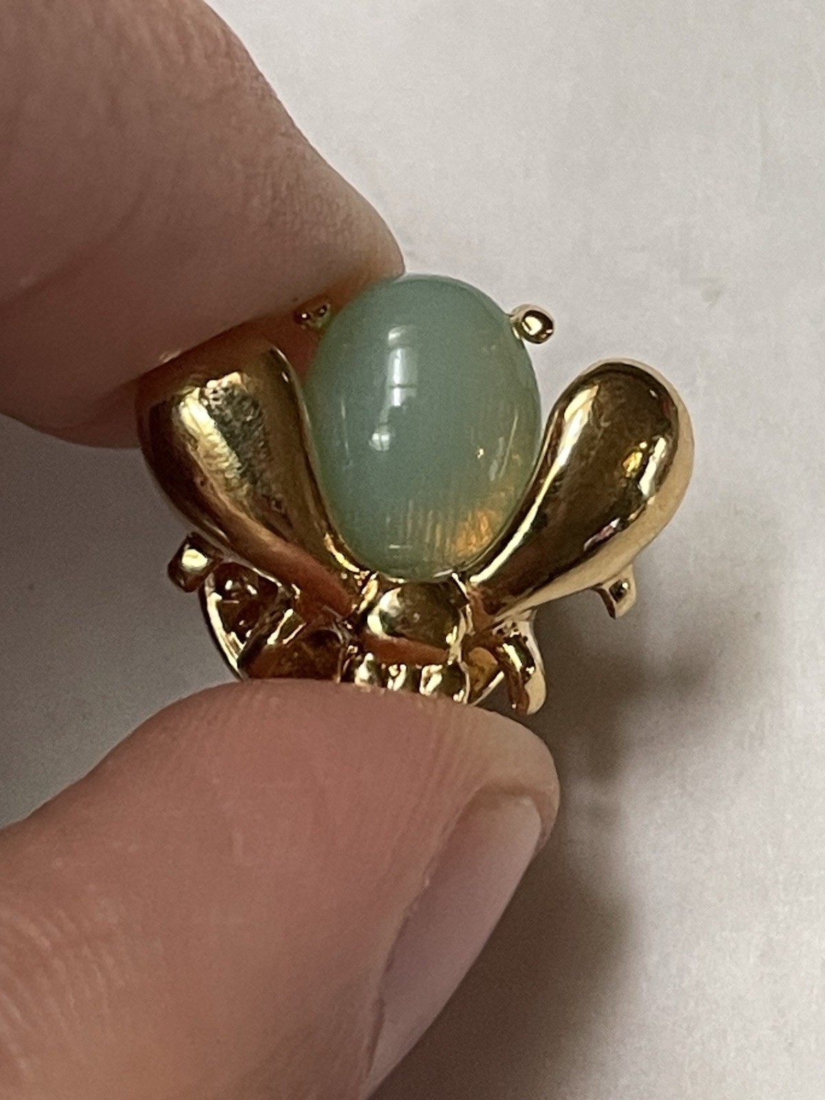 Vintage Trifari Jade Bug Pin, Brooch, Tie Tack