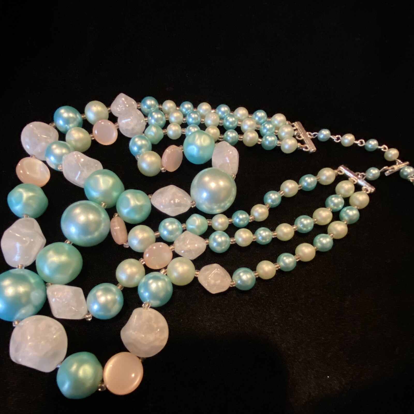 Vintage JAPAN three strand teal blue and white bead necklace. Great condition!