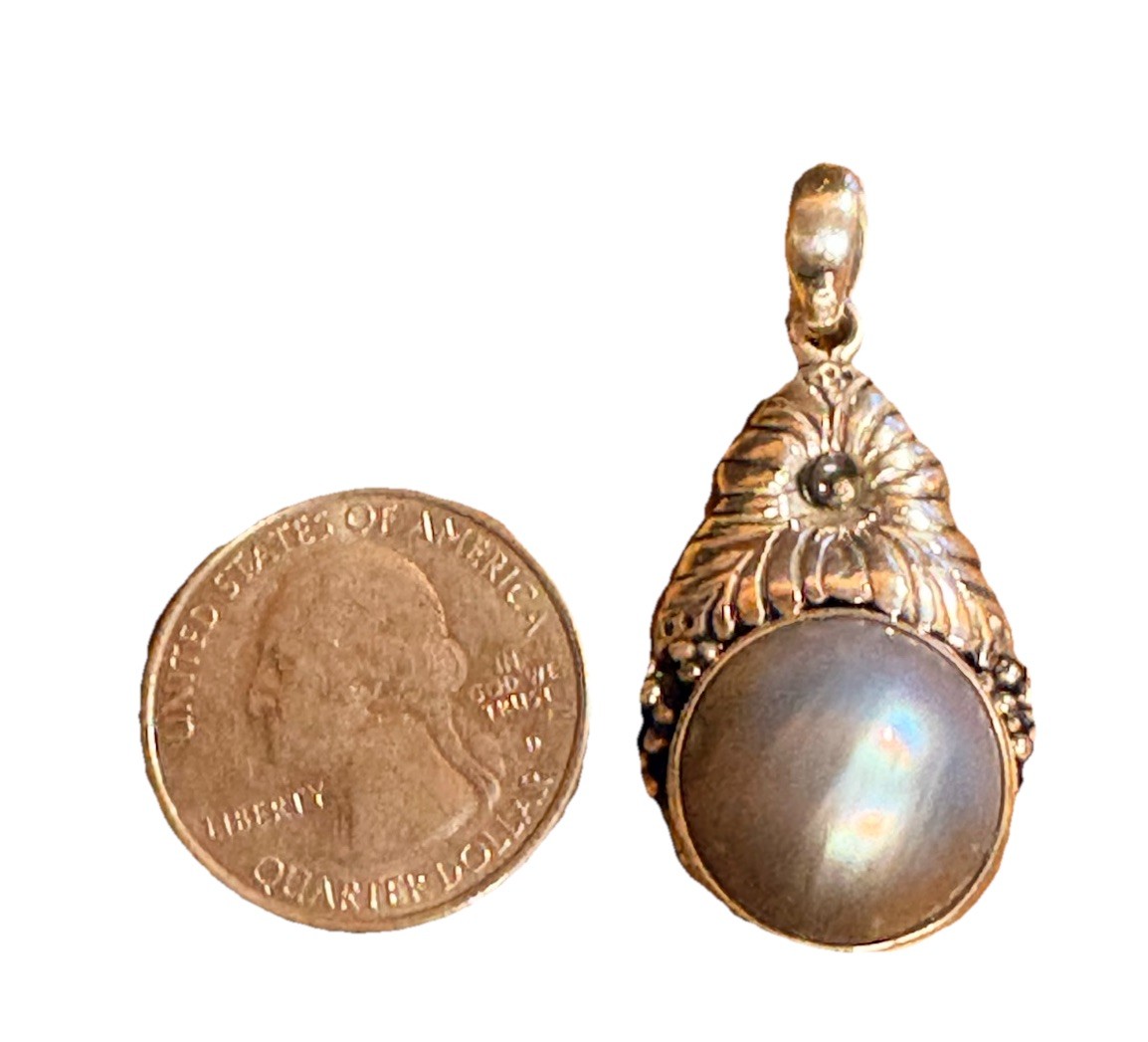 Sterling Silver and Blue/Purple Mabe Pearl Pendant Vintage