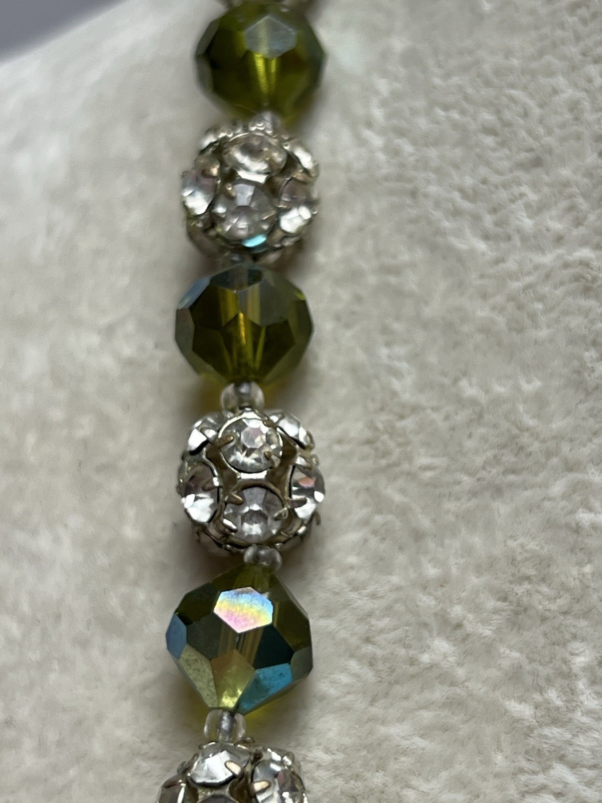 Vintage Olive Green Faceted Glass & Rhinestone Bead Necklace 22”