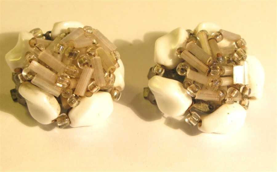 Beaded Milk Glass Vintage Earrings RETRO Clip On VGC Free Post ca 1950s COSTUME
