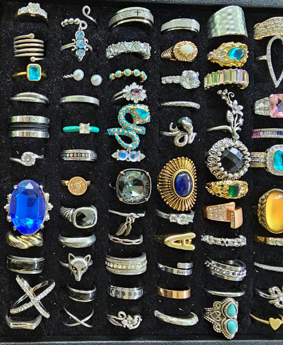 HUGE Vintage & Modern 392 Piece Ring Lot – Perfect for selling individually!