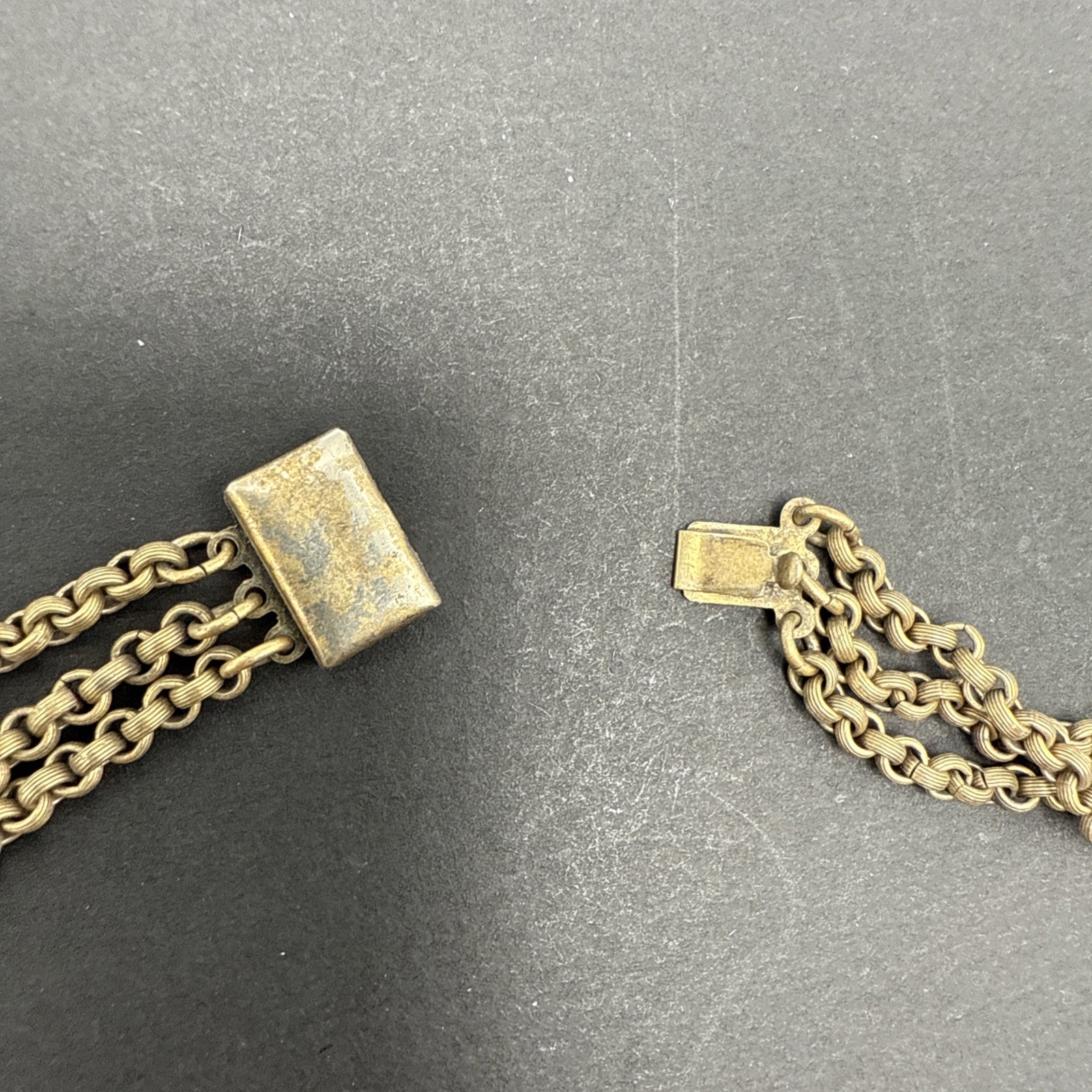 Vintage Knight Sword Shield Festoon Chain Gold Tone Necklace Triangle 15.5” J46