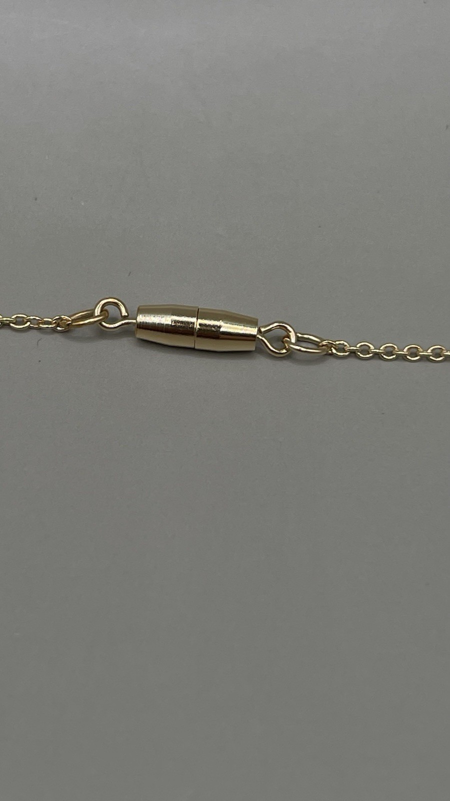 Avon Women’s Pendant Necklace Gold Tone Metal Simulated Diamond Accent 1984
