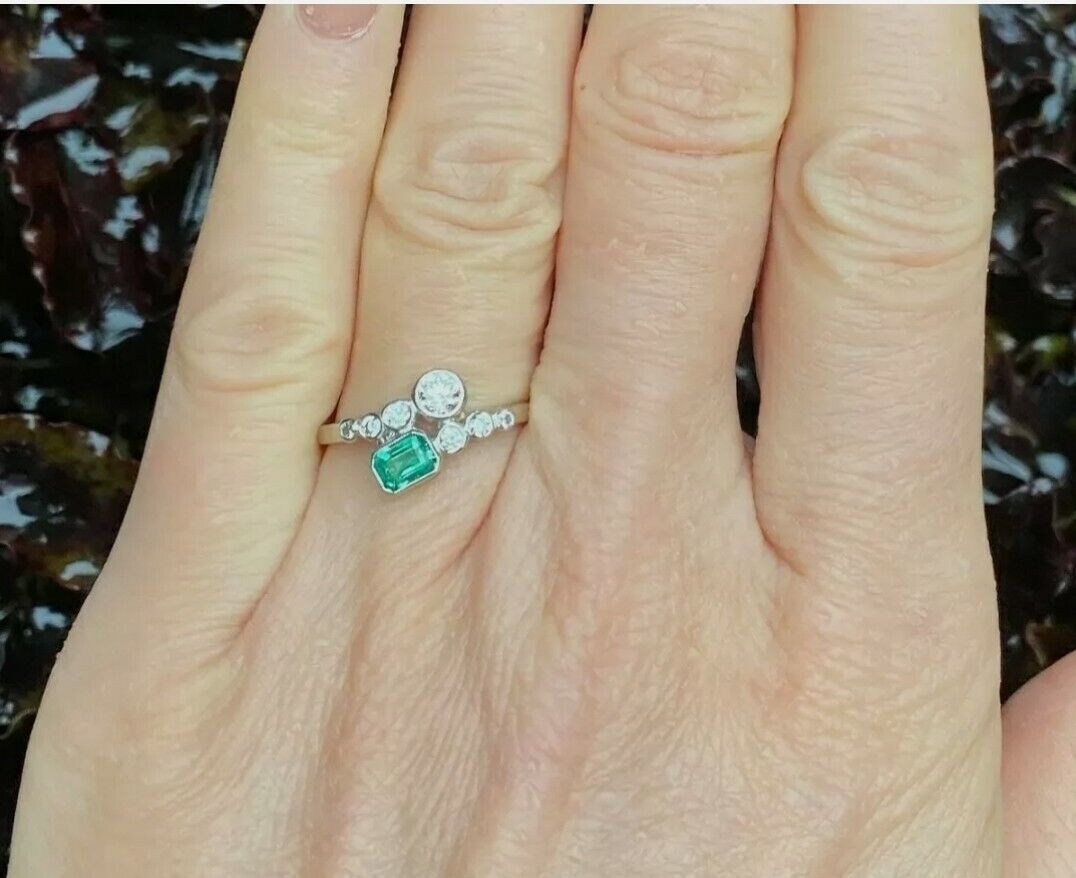 1 CTW Green Emerald & White Round CZ Two Stone Art Deco Antique Ring 925 Silver
