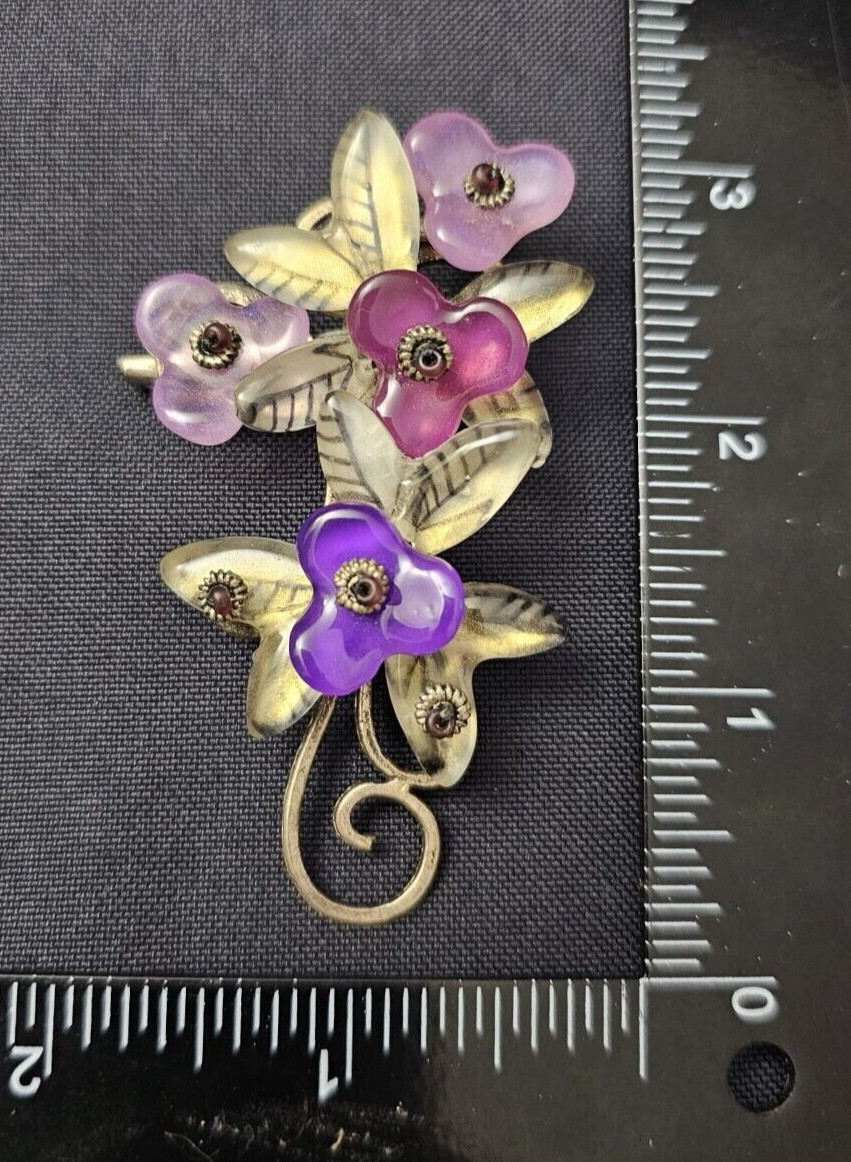 Vintage Lucite Brooch Floral Purple Pink & White Bouquet w Silver Tone Metal 3″