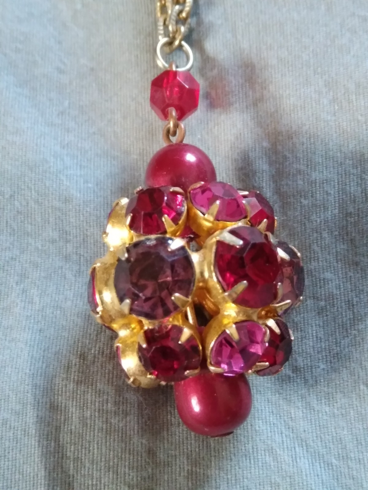 Vintage Pink Red Purple Rhinestone Pendant Necklace.