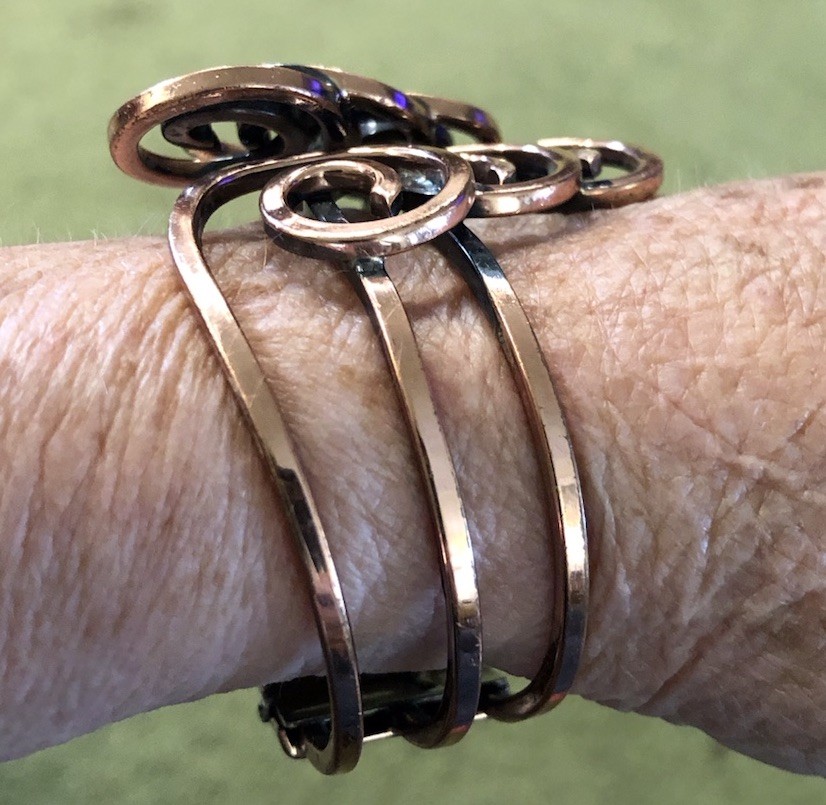 VTG 1950-60’ Artisan Signed Rame Copper Hinged Clamper Bangle Statement Bracelet
