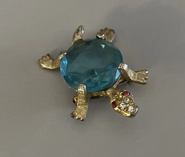 Vintage Figural Blue Glass Turtle Pin/Brooch-1-1/2”