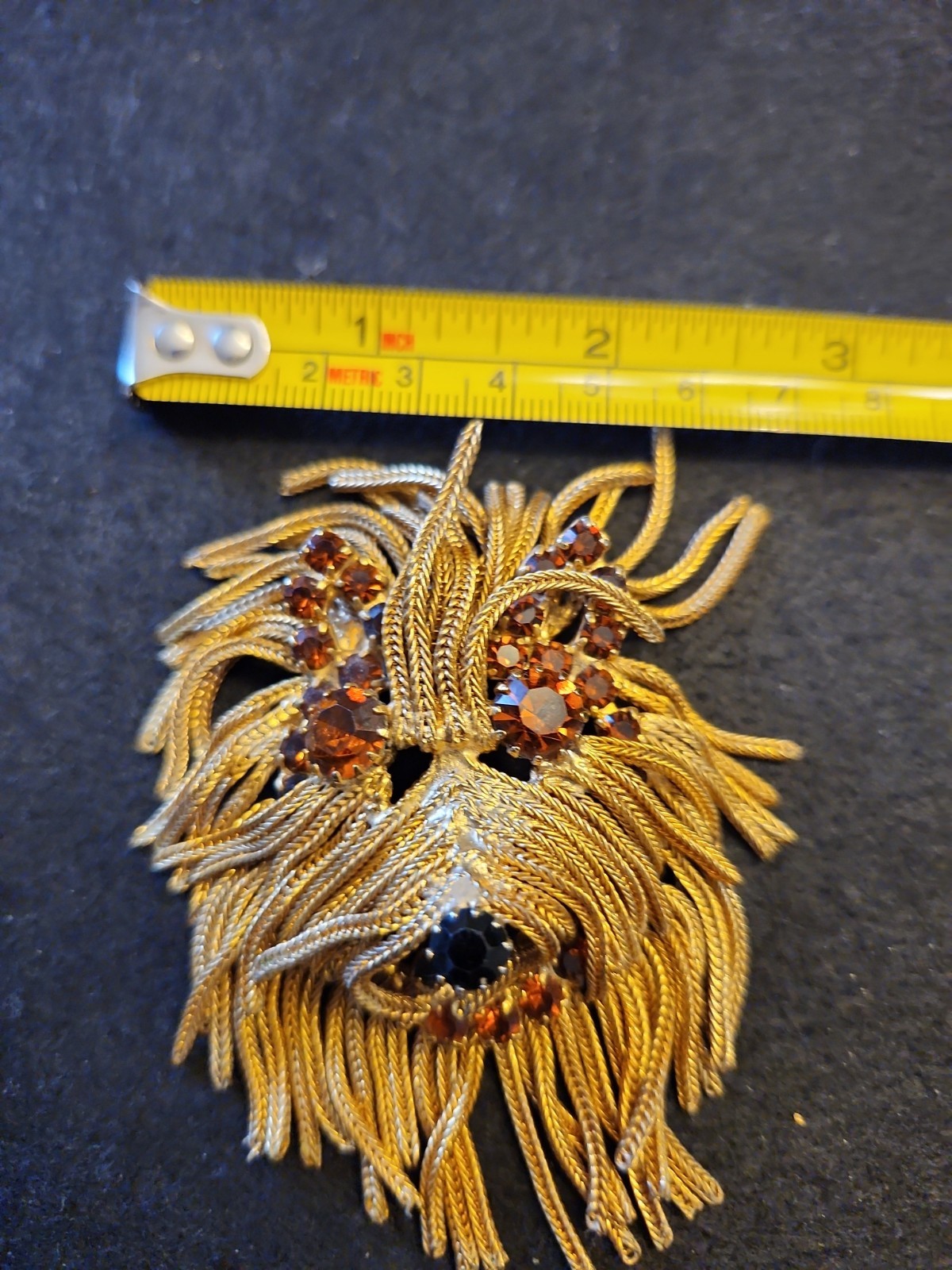 Dominic De Tora Vintage Women’s Brooch Pin/pendant Shaggy Dog