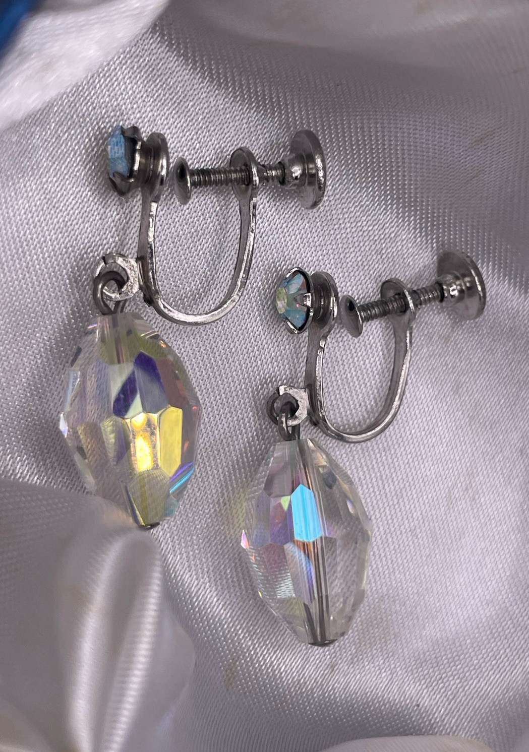 Vintage AB Aurora Borealis Faceted Crystal Drop Dangle Screw Back Earrings