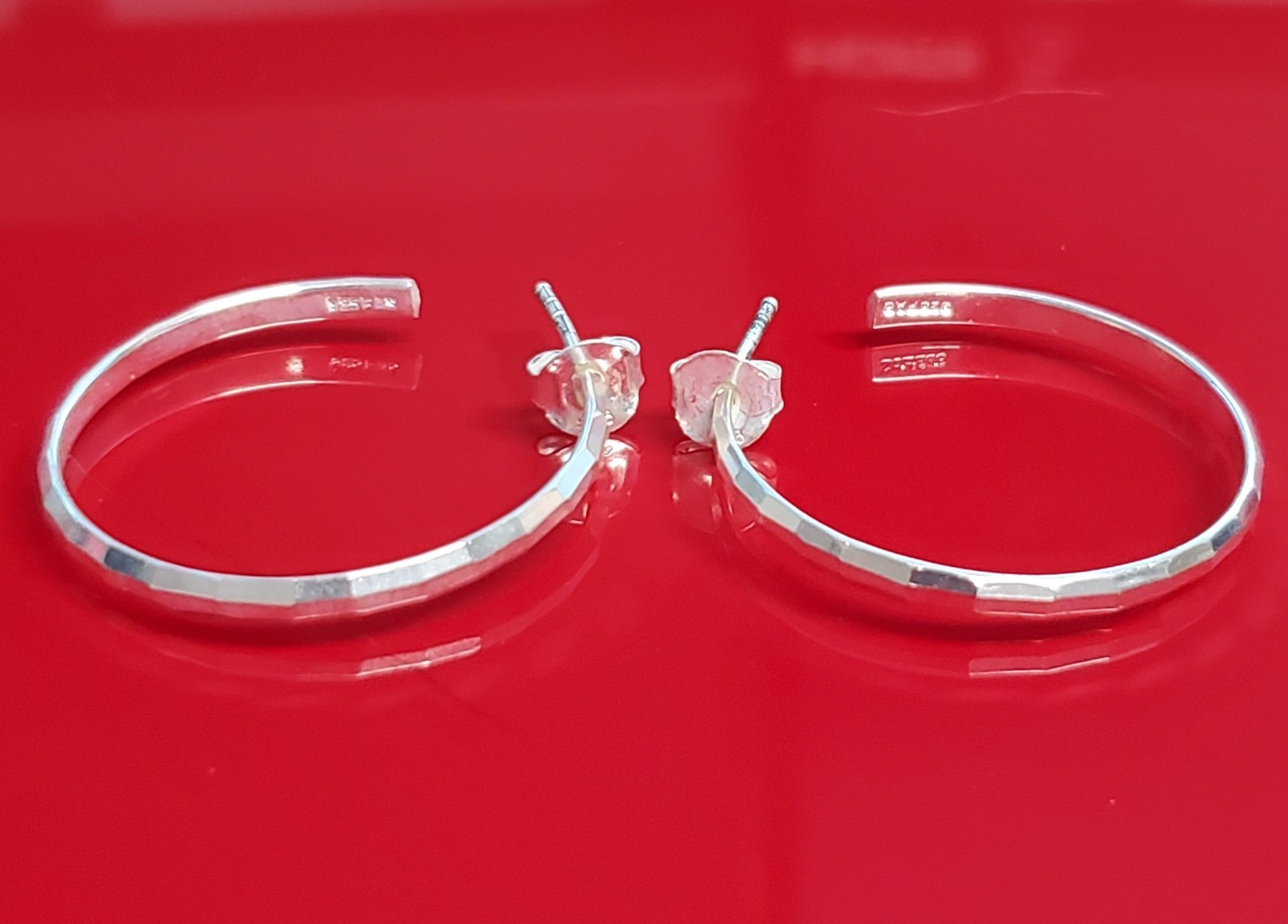 VTG FAS 925 Faceted Hoop Earrings 1.25in Sterling Silver 3g Classic Polished