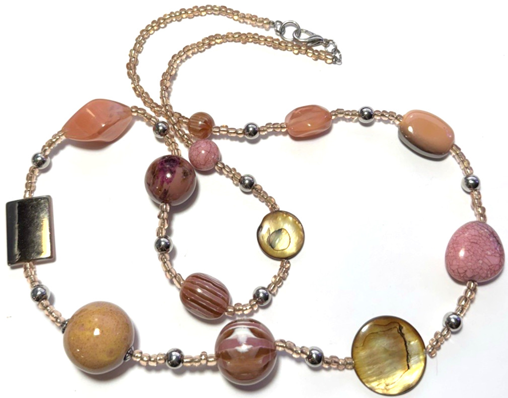 Vintage Jewelry Necklace Long Chunky MOP Shell Beaded Pink Agate Acrylic 12