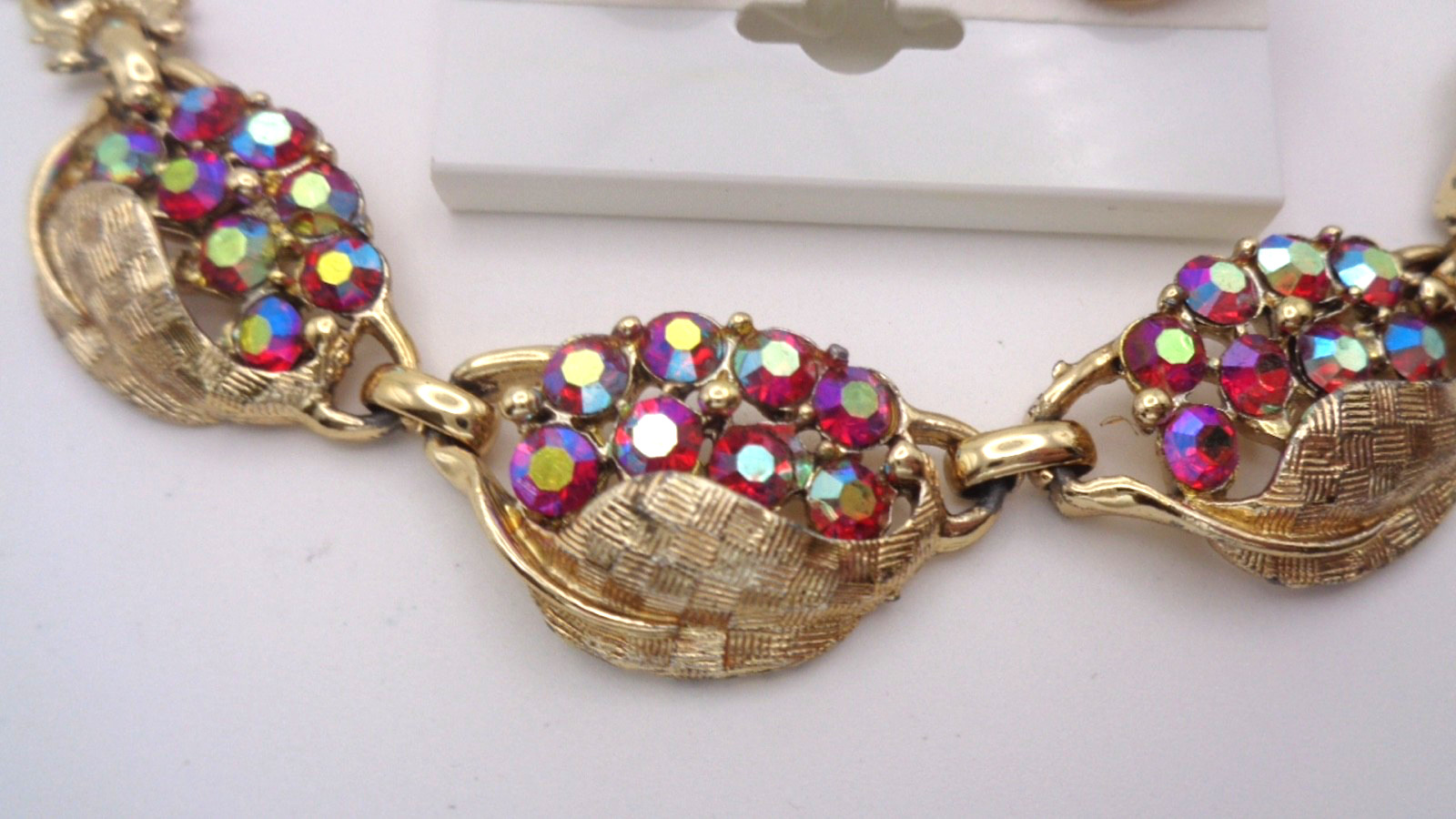 Vintage Textured Gold Tone Leaf Red AB Rhinestone Necklace & Clip Earring Set