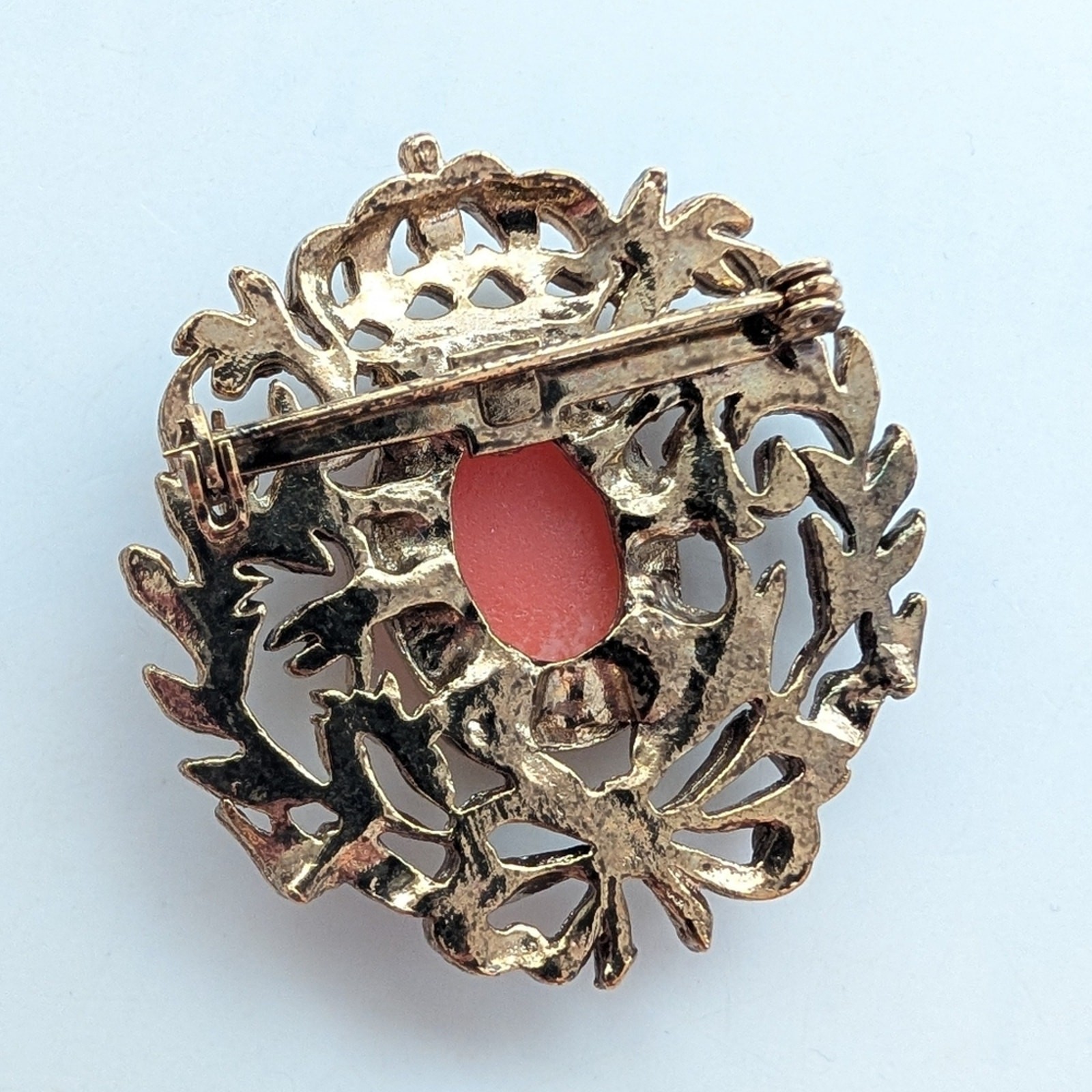 Vintage Tacoa Stunning Gold Tone Filigree Victorian Style Cameo Brooch