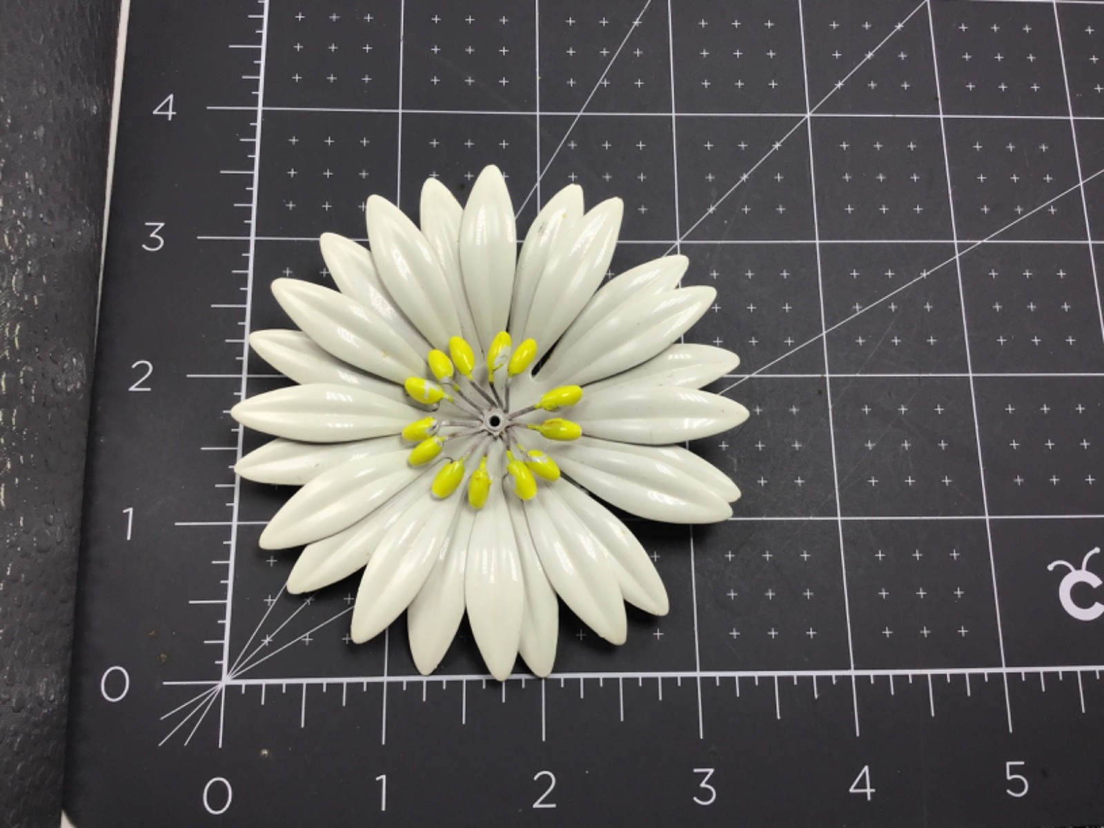 Vintage White Enamel Daisy Flower Brooch Pin Yellow Center Layered Petals Retro