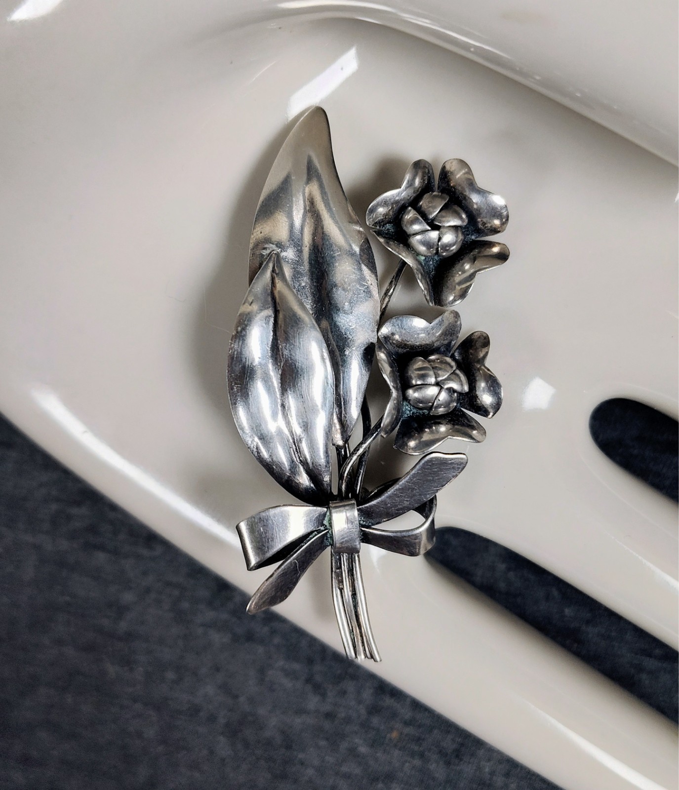 Vintage Mid Century Sterling Silver Handmade Floral Bow Bouquet Brooch Pin