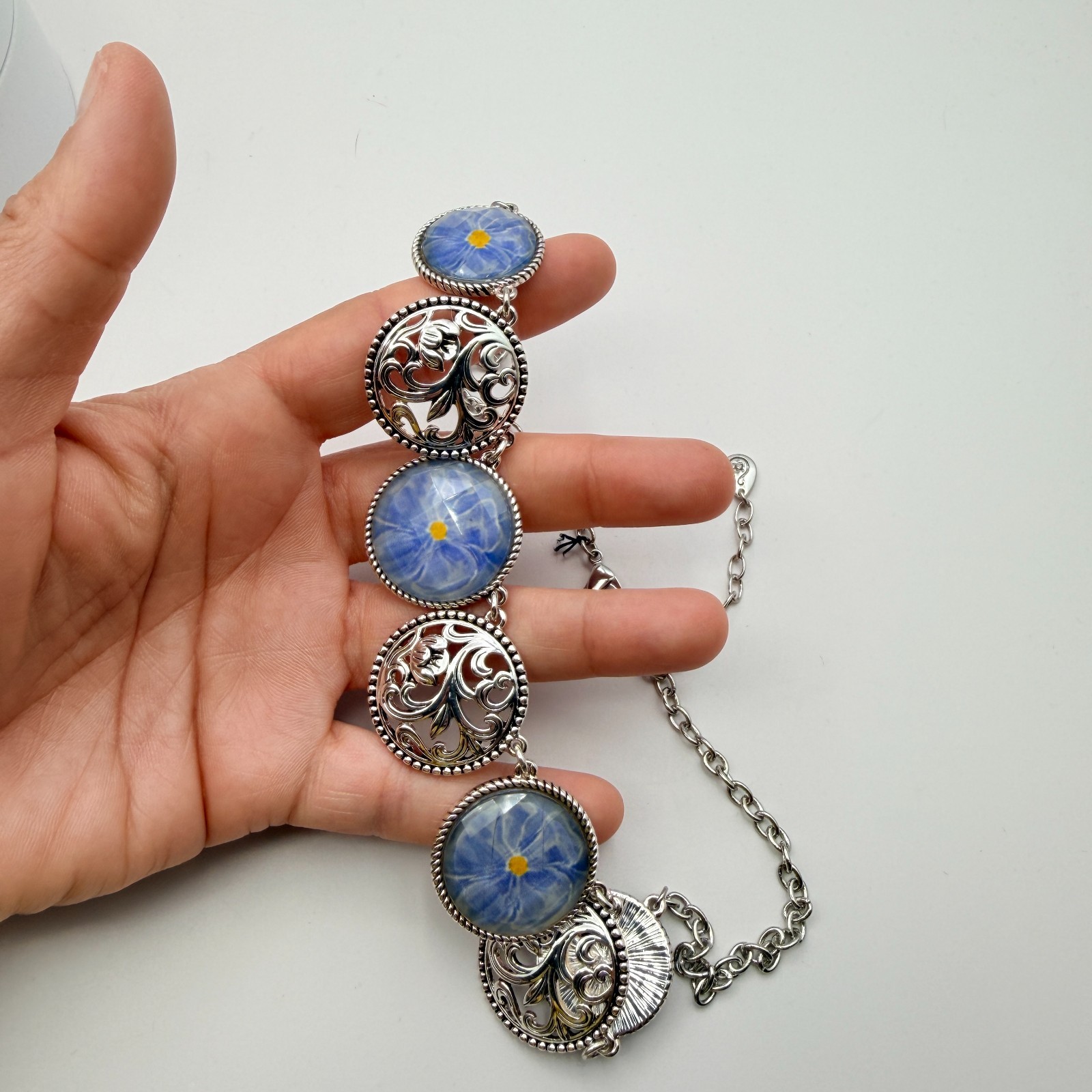 Vintage 90s Silver Tone Blue Flower Glass Cabochon Classic Fashion Jewelry Set