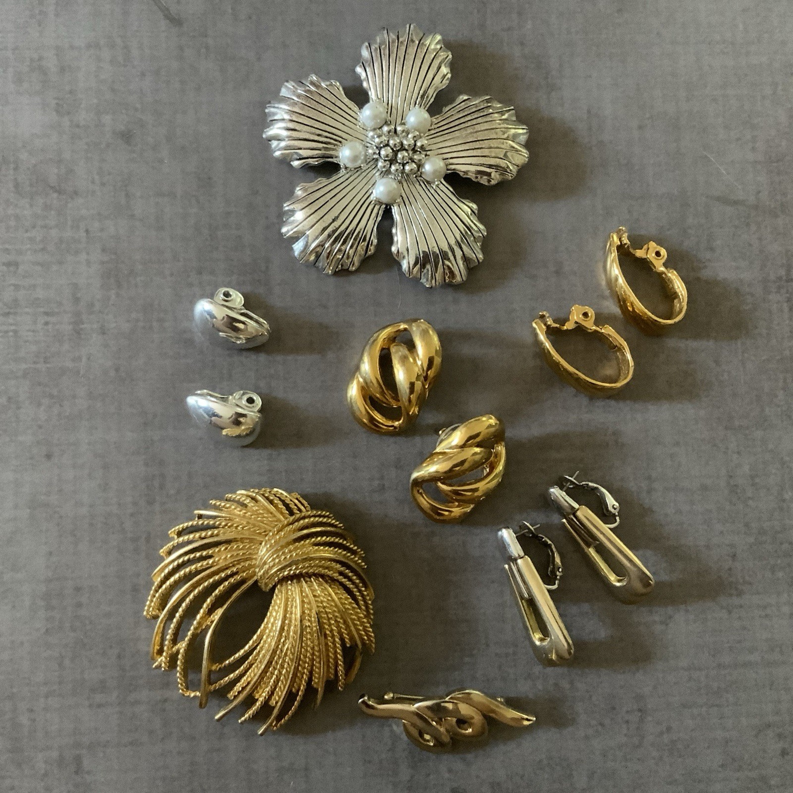 Vintage Signed Jewelry Lot Monet Napier Liz Claiborne Earrings Brooch Mixed