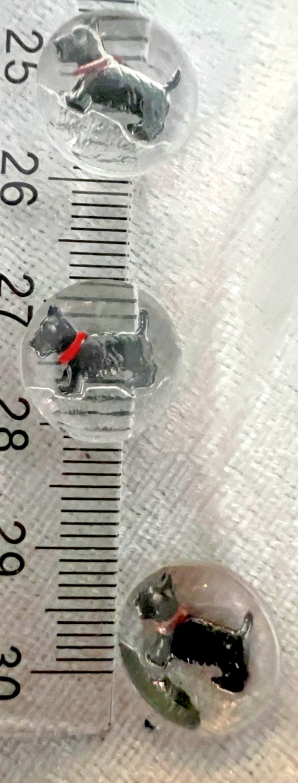 VintageLot of 8 SCOTTIE DOG REVERSE CRYSTAL INTAGLIO GLASS cab ONLY