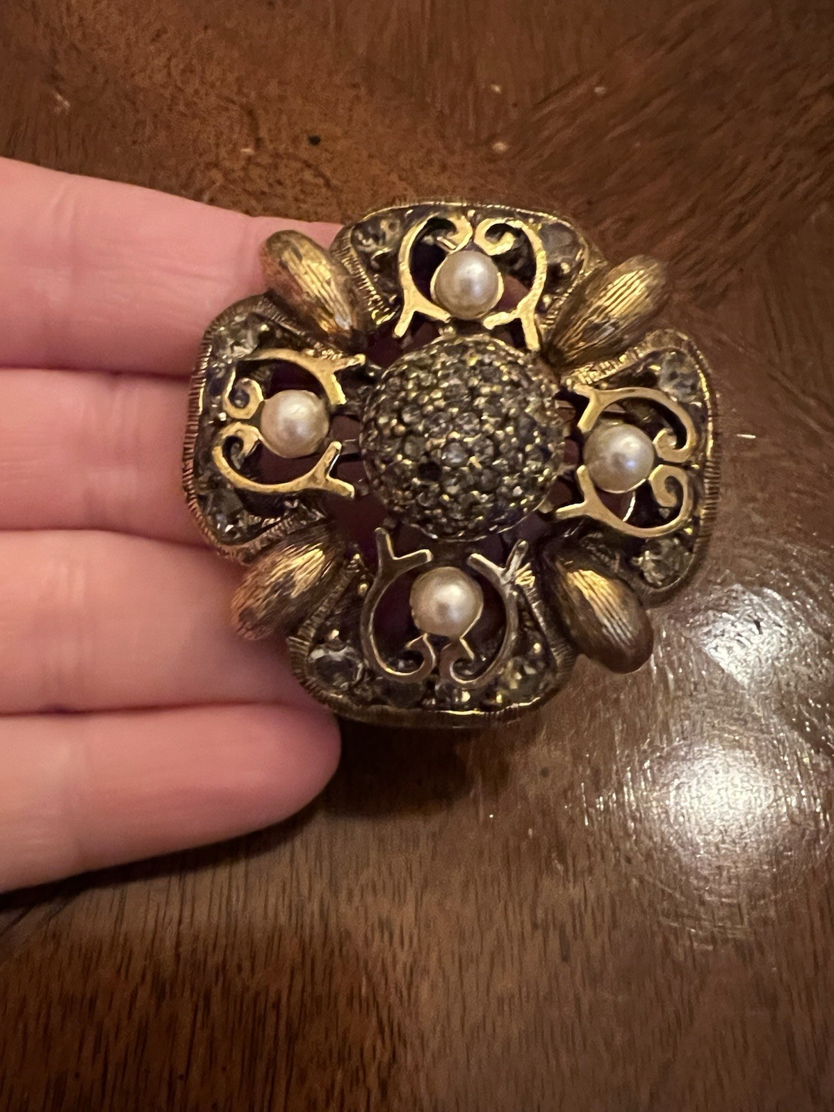 Vintage Jeanne Faux Pearl & Rhinestone Floral Cluster Brooch Gold Tone Signed!