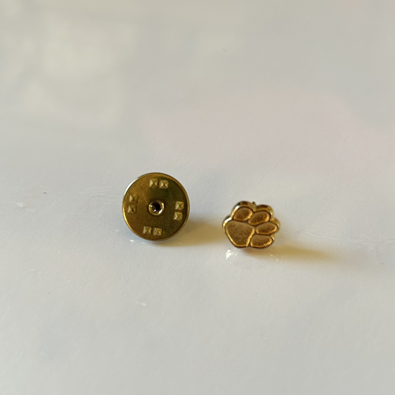 Paw Print Cloth Brooch Pin 1/2 Inch Long