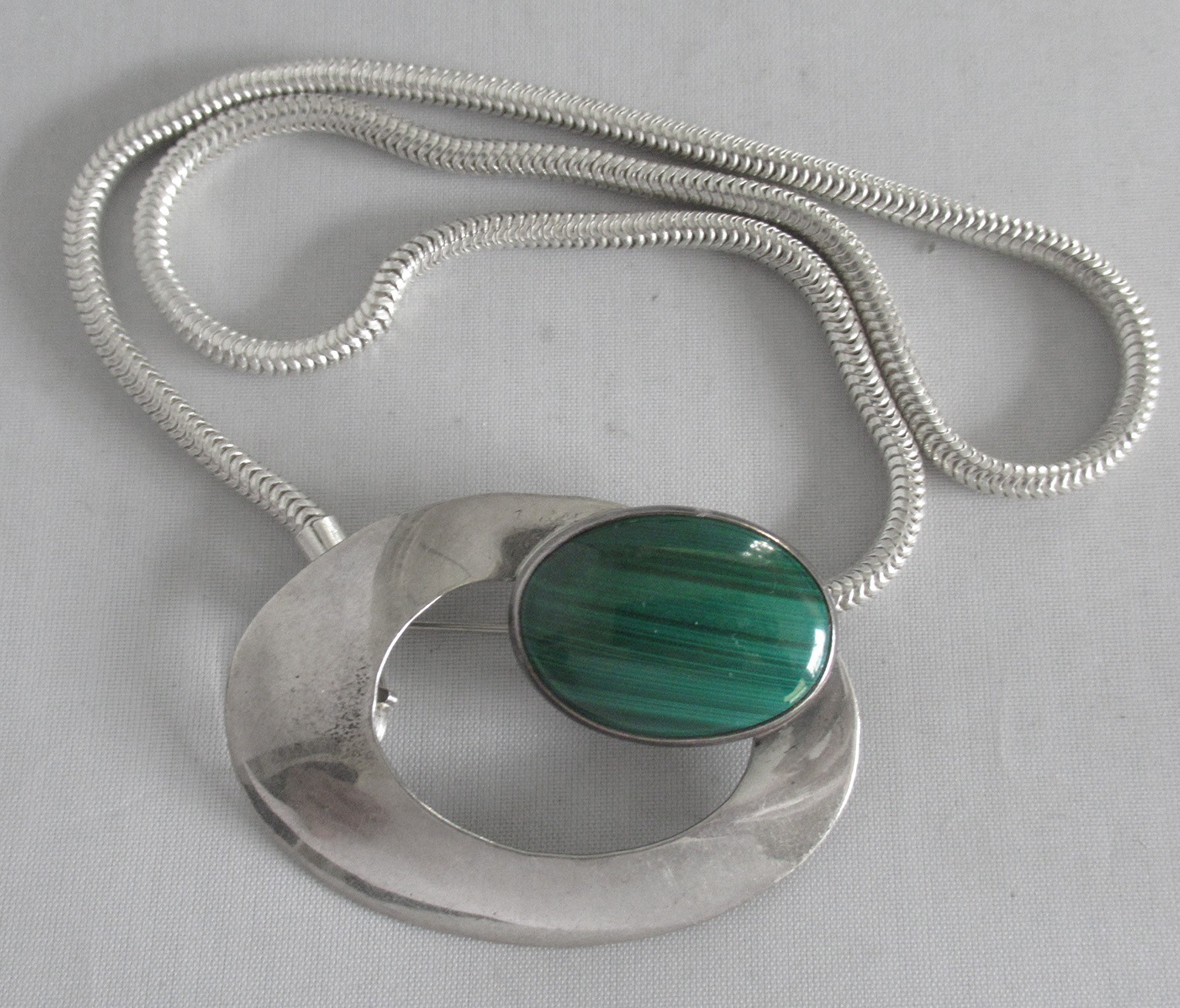 STUDIO ARTIST S.E. STERLING MODERNIST PENDANT BROOCH NECKLACE, 2 INCHES PENDANT