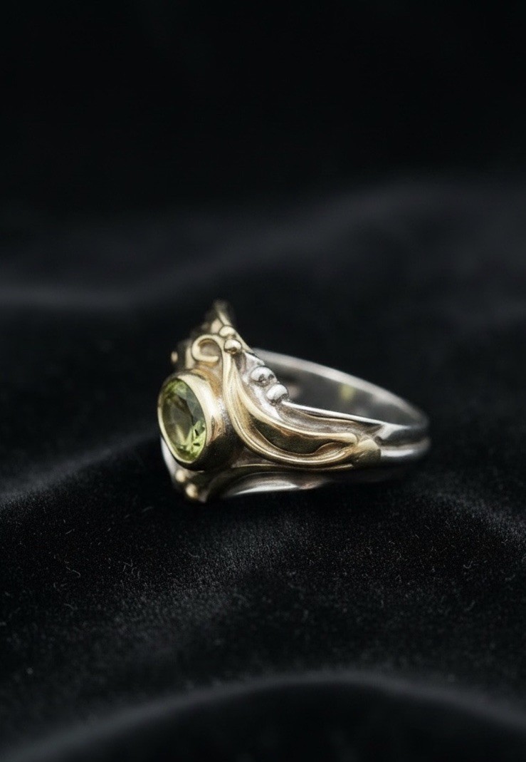 Vintage Art Nouveau Style Peridot Sterling Silver and 14K YG Vermeil Ring Size 8