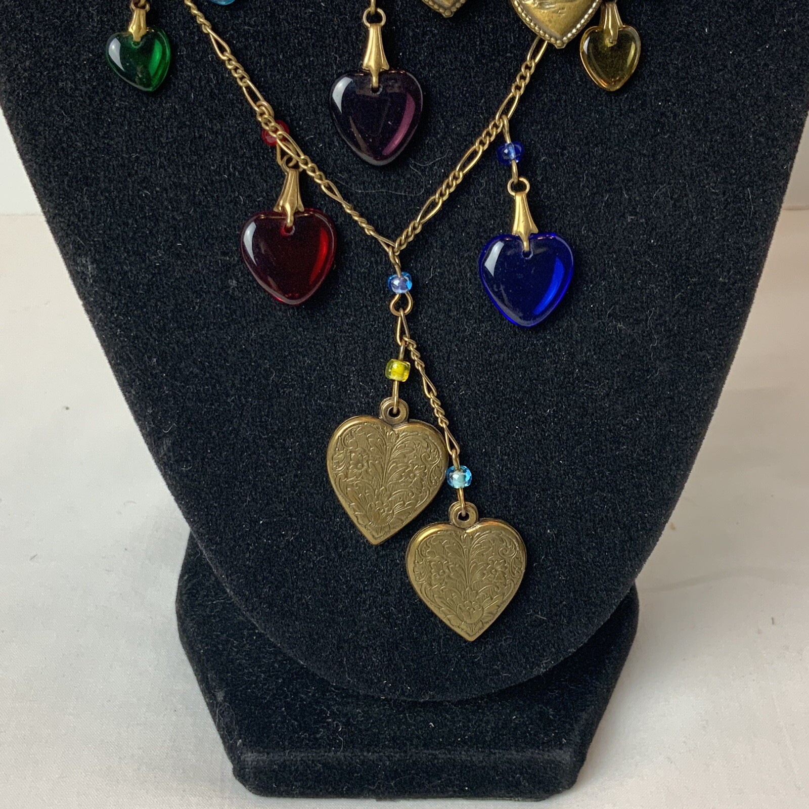 VTG Glass Works Studio G.W.S Signed Multi Color Glass Hearts Charm Long Necklace