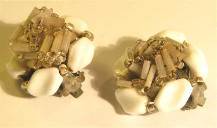 Beaded Milk Glass Vintage Earrings RETRO Clip On VGC Free Post ca 1950s COSTUME