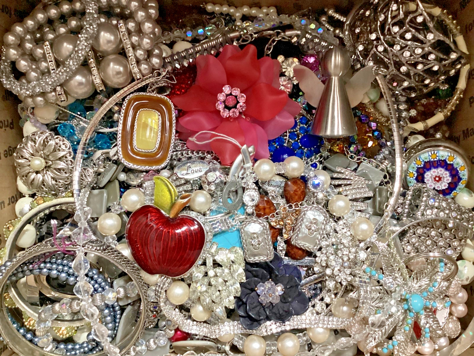 FASHION JEWELRY LOT RHINESTONE SILVER TONE NO BROKEN PIECES 9.64 POUNDS