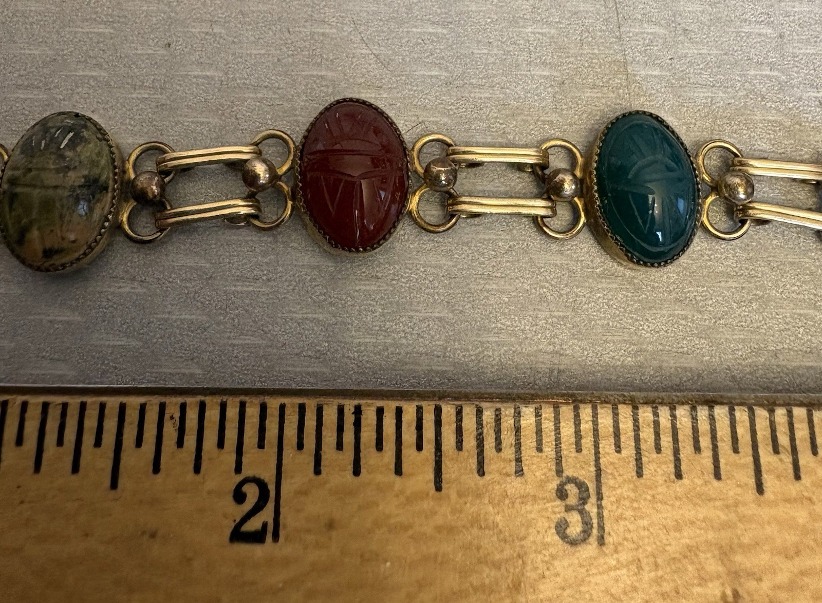 Vintage Goldfilled Carved Gemstone Scarab Bracelet signed AC 1/20 12K GF 7″